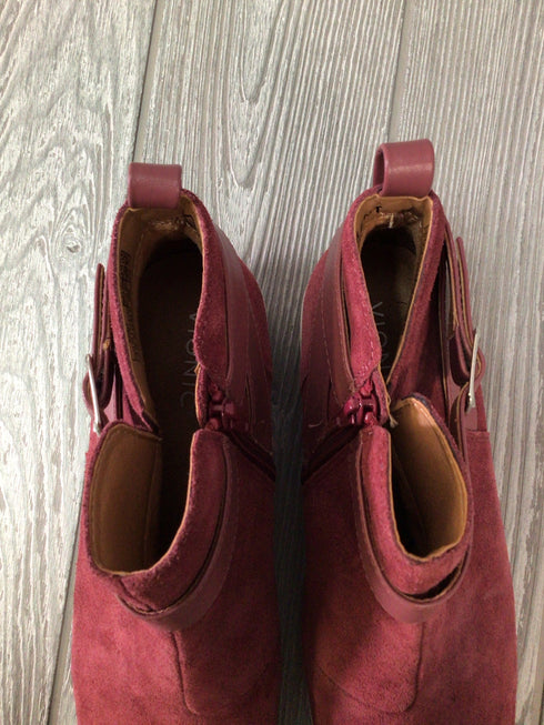 Vionic Boots Size 9W